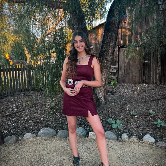 Meet your Posher, Sara - Picture 11 of 12